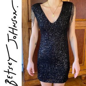 🍾Betsey Johnson🍾 Sequin Crystal
Fringe Dress Small